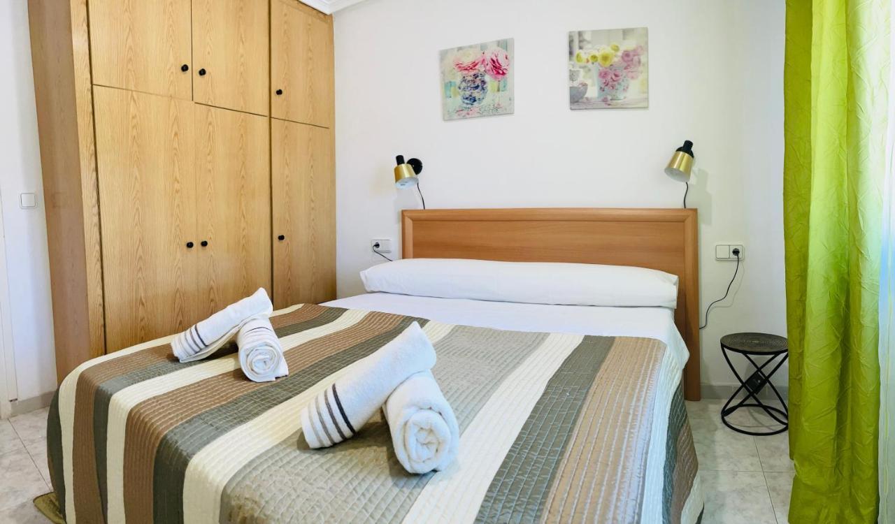 Apartamento Calipso Plus Салоу Екстер'єр фото